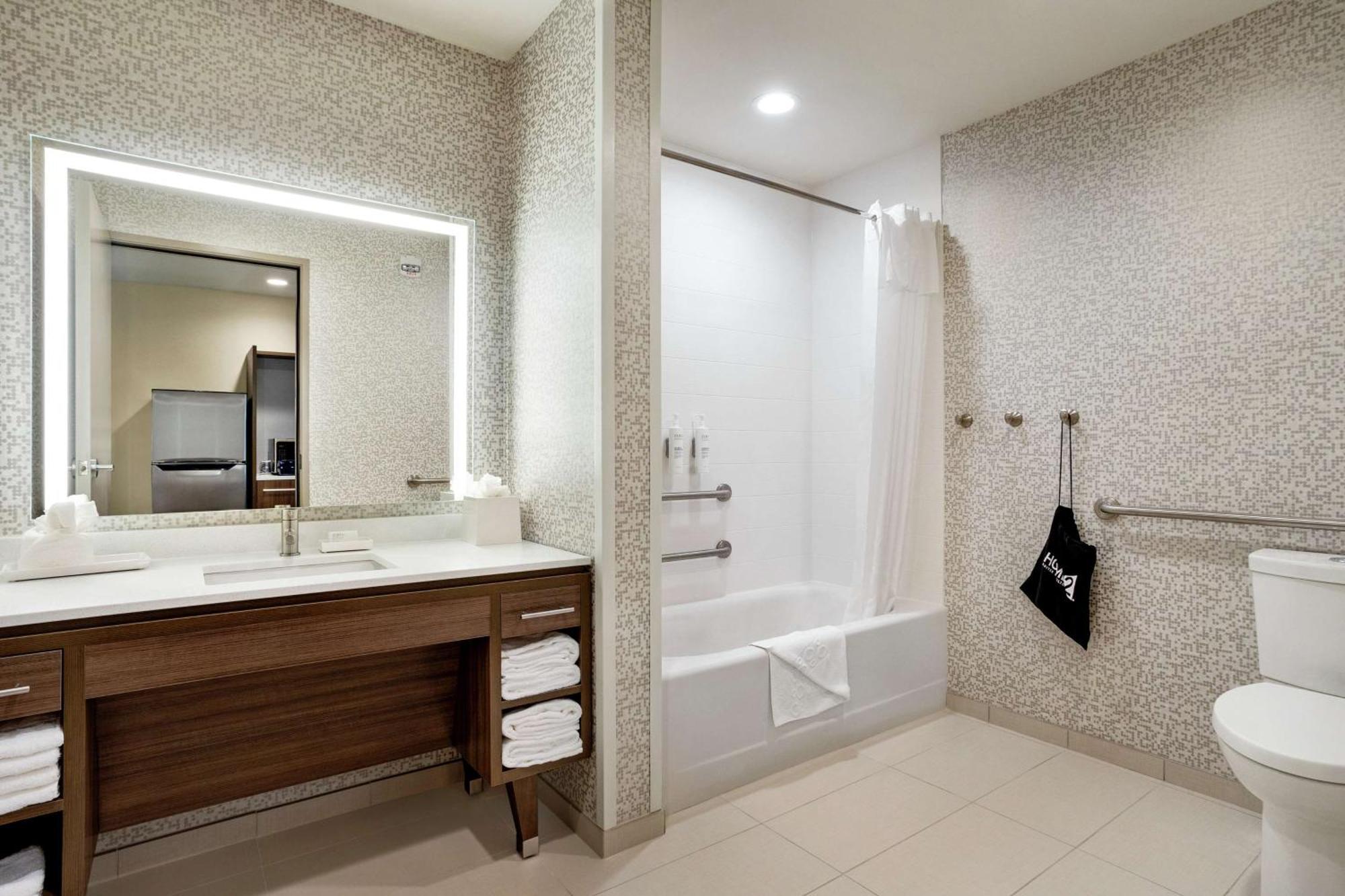 Home2 Suites By Hilton Minneapolis University Area Zewnętrze zdjęcie