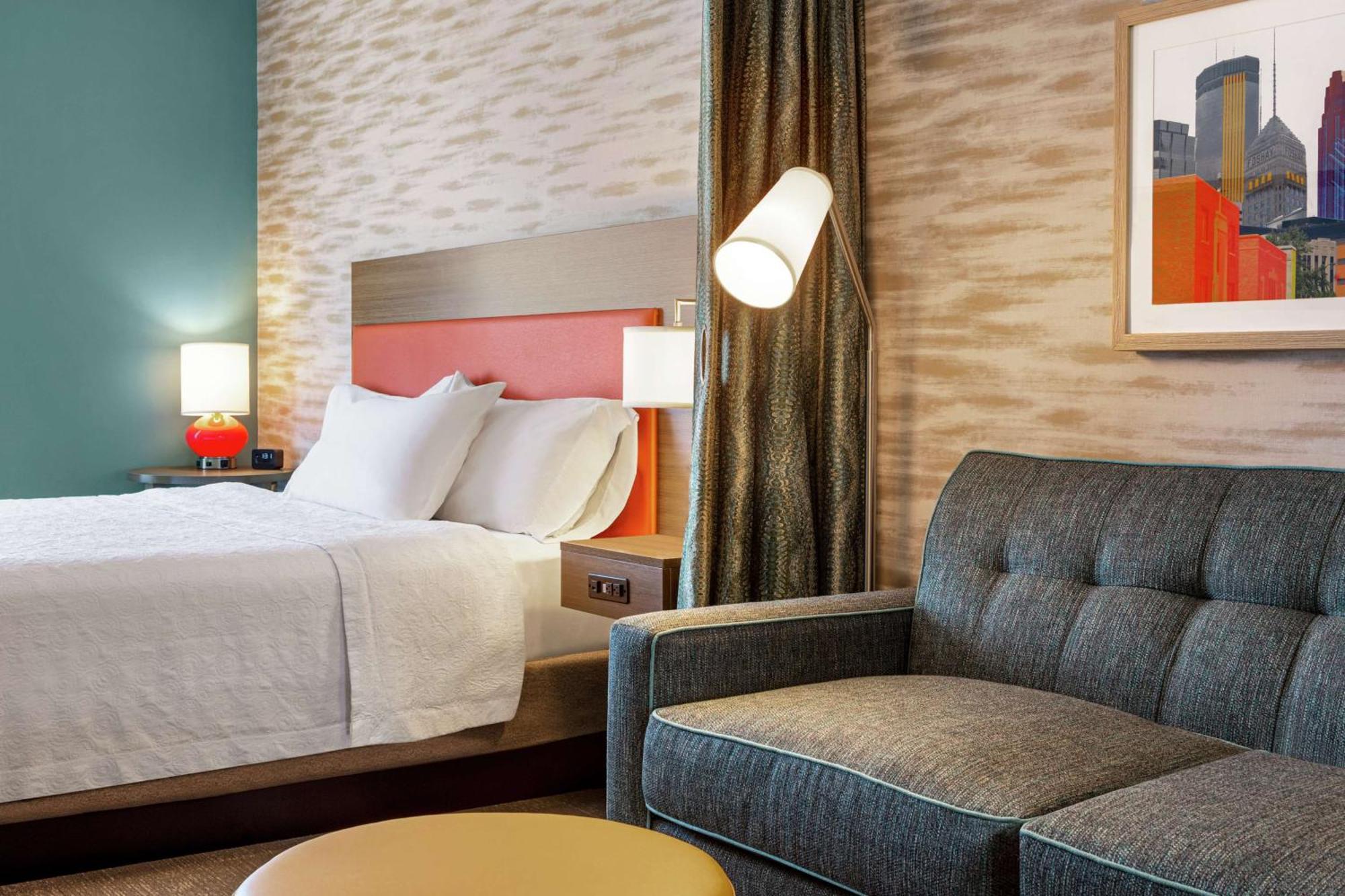 Home2 Suites By Hilton Minneapolis University Area Zewnętrze zdjęcie